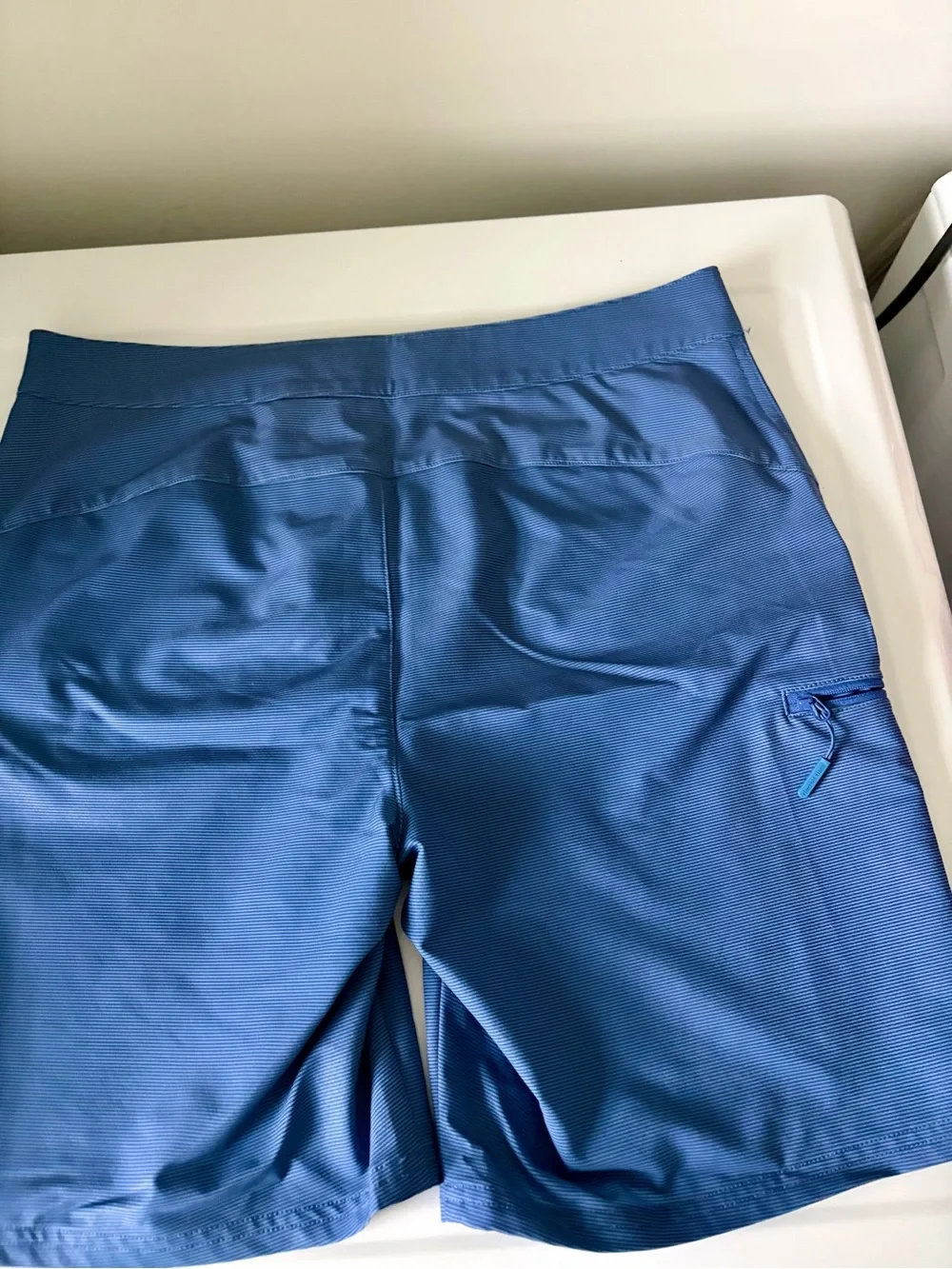 Vineyard Vines Men's Navy board shorts